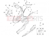 PIAGGIO Fly 150 Central cover - Footrests