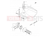 SUZUKI DR350 M (1991) (E03,E28,E33) 37 - RIGHT KNUCKLE COVER